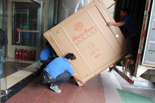 海淀钢琴贵重工艺品无忧运